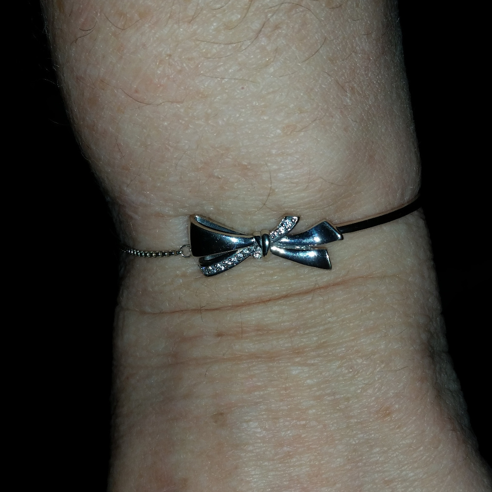 New Authentic Pandora Sparkling Bow Slider Bracele